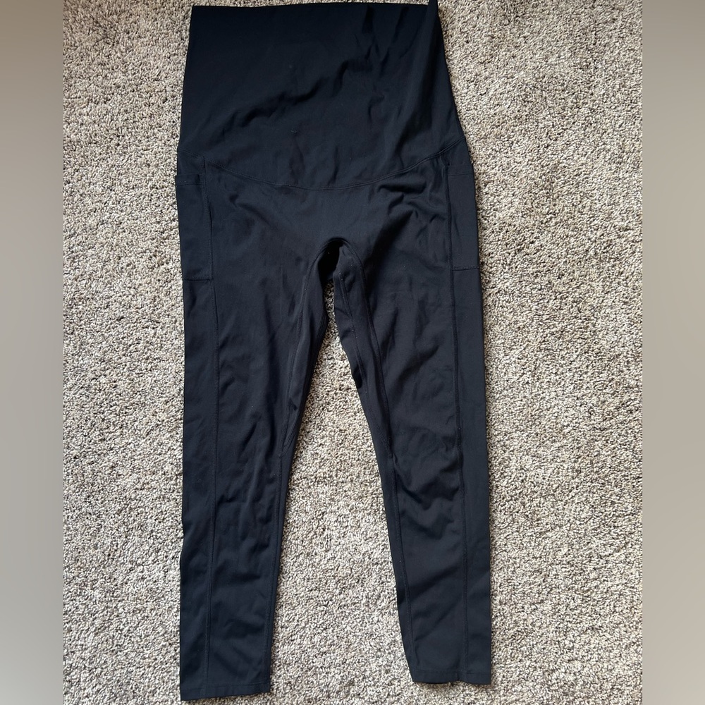 Women's Maternity Capri Leggings Over The Belly Stretchy Pants with Pockets